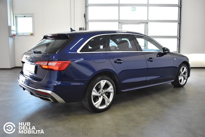 AUDI A4 Avant 40 g-tron S tronic Business Advanced